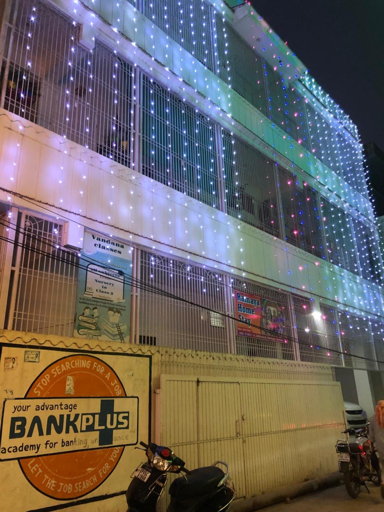 Ramaya Home Stay Varanasi Dış mekan fotoğraf